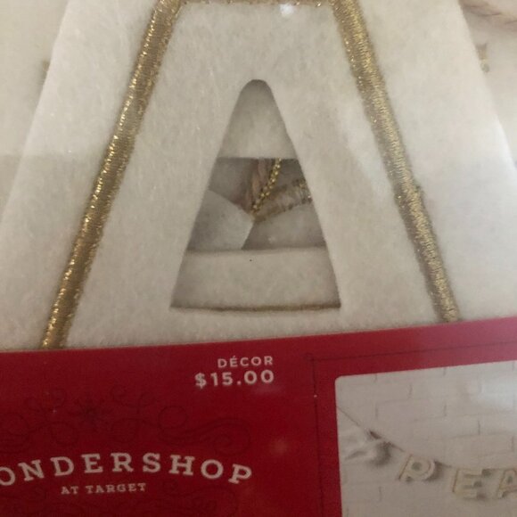 WONDERSHOP AT TARGET BANNER 6 FT OFF WHITE/GOLD NWT - Picture 2 of 3